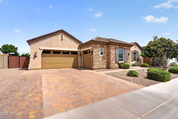 3530 E Aquarius Pl, Chandler, AZ 85249