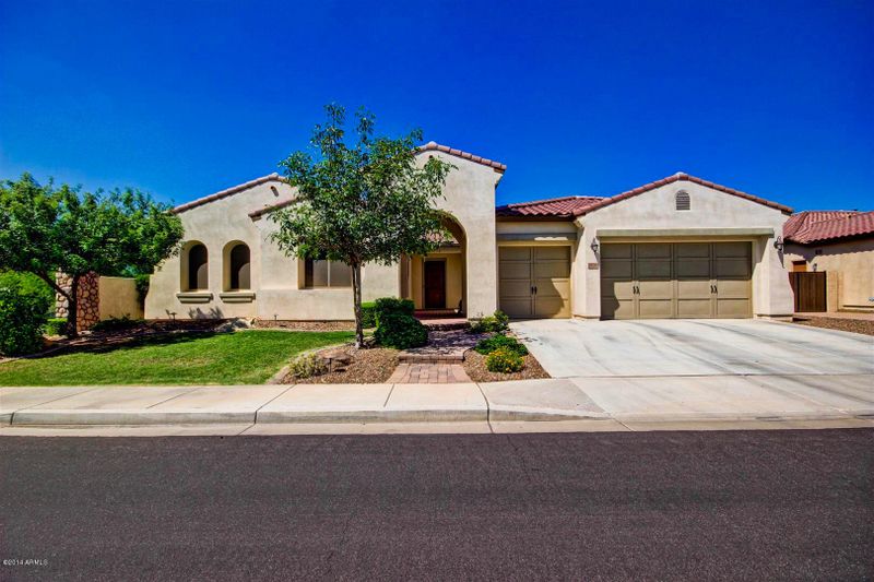 3530 E Coconino Dr, Chandler, AZ 85249