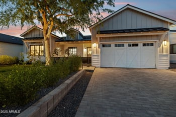 3530 E Glenrosa Ave, Phoenix, AZ 85018
