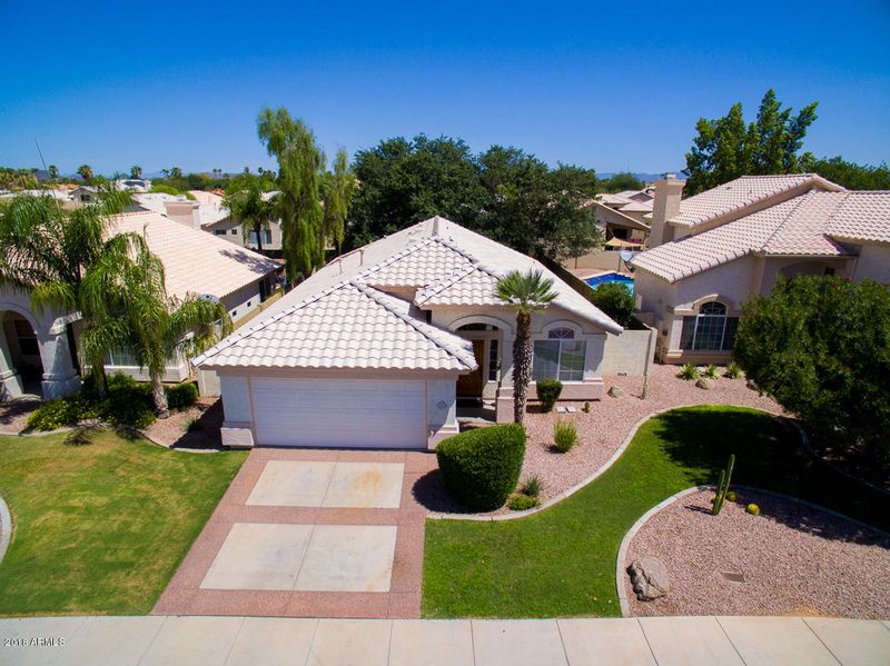 3530 E Kerry Ln, Phoenix, AZ 85050