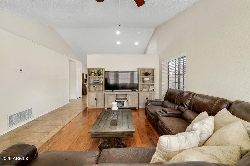 3530 E Long Lake Rd, Phoenix, AZ 85048