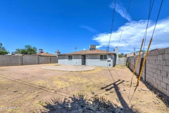 3530 N 63rd Dr, Phoenix, AZ 85033