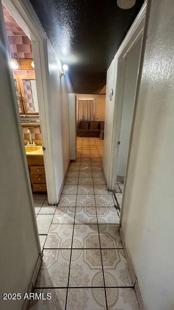3530 Portland St, Phoenix, AZ 85009