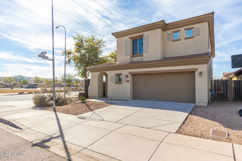 3530 S 71st Glen, Phoenix, AZ 85043