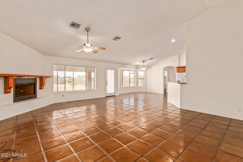 35309 N Central Ave, Phoenix, AZ 85086