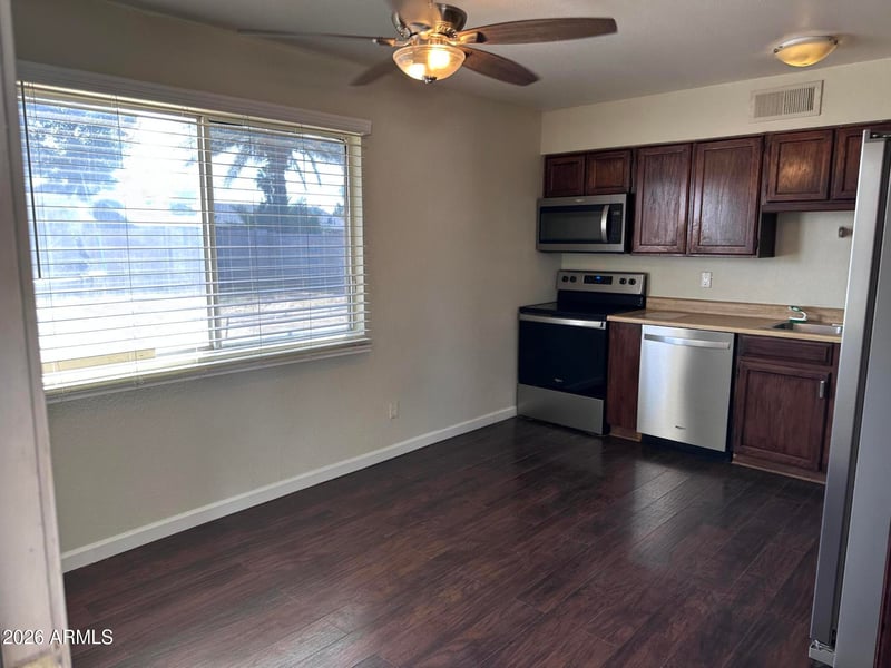3531 Saint John Rd, Phoenix, AZ 85032