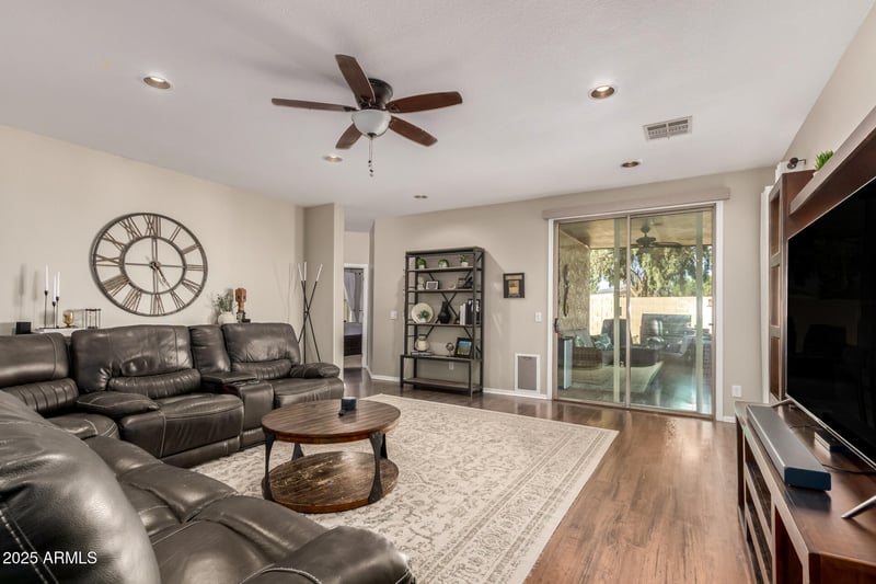3532 Mesquite Ave, San Tan Valley, AZ 85144
