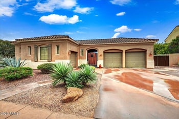 35326 27th Dr, Phoenix, AZ 85086