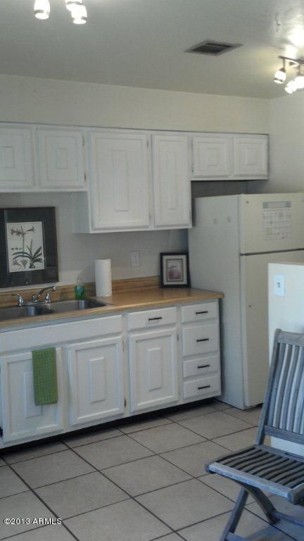 3533 E Oak St, Phoenix, AZ 85008
