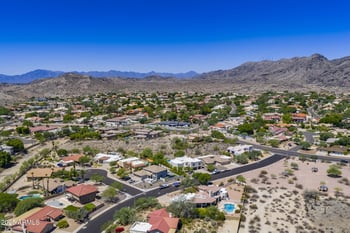 3533 Suncrest Ct, Phoenix, AZ 85044