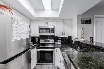 3535 Tierra Buena Ln #256, Phoenix, AZ 85053