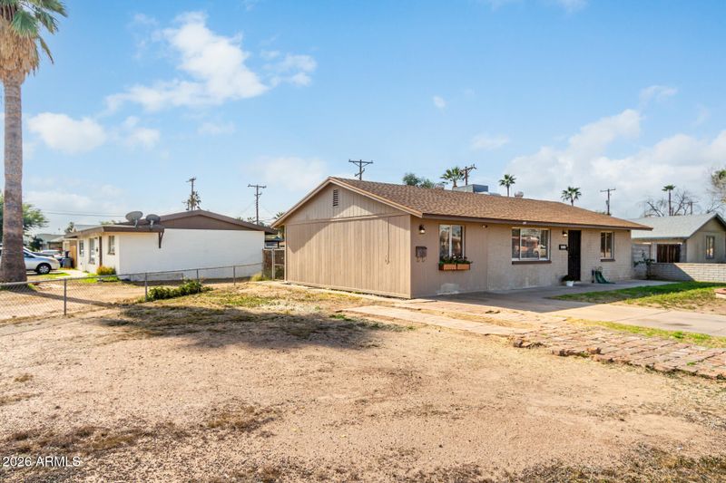 3535 W Alice Ave, Phoenix, AZ 85051