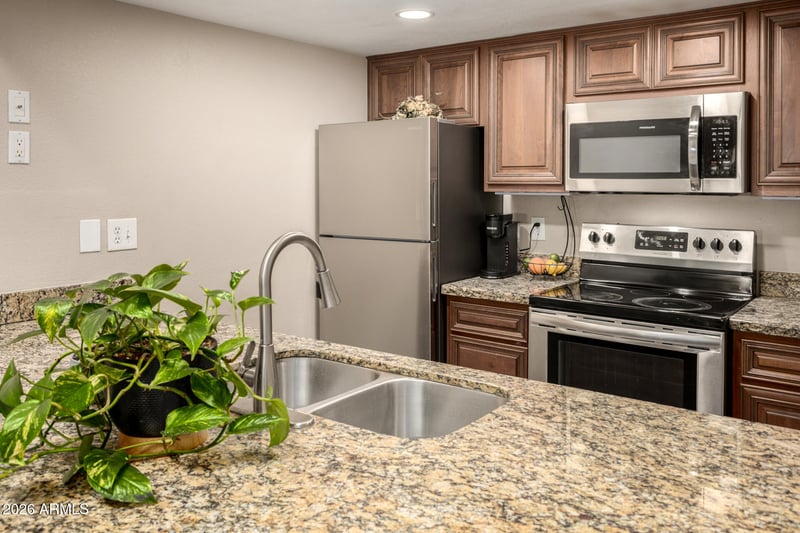 3535 W Monte Cristo Ave #108, Phoenix, AZ 85053