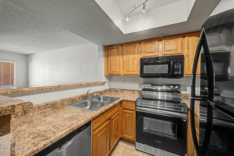 3535 Tierra Buena Ln #274, Phoenix, AZ 85053