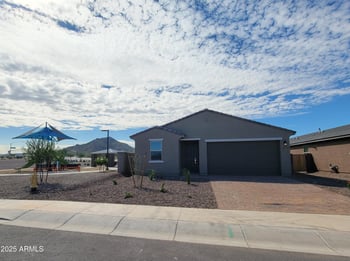 35352 Flora Way, San Tan Valley, AZ 85144