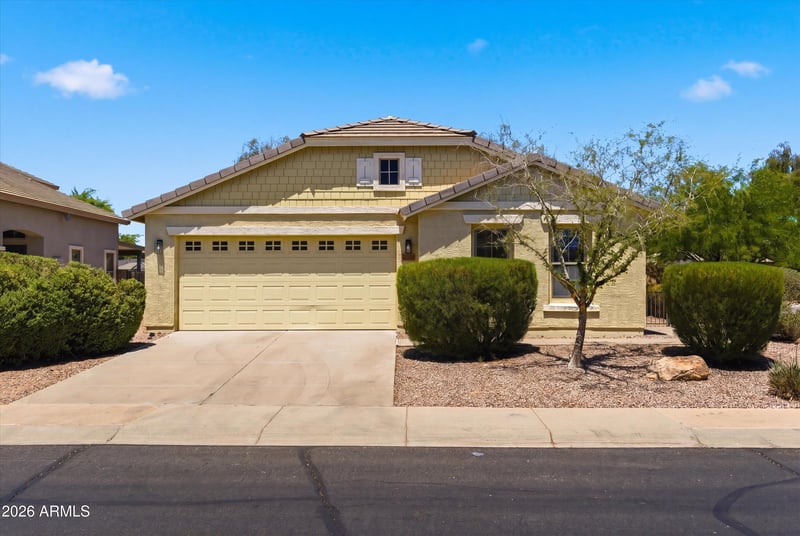 35366 Bandolier Dr, San Tan Valley, AZ 85144