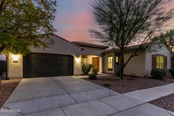 3537 Patrick St, Gilbert, AZ 85295