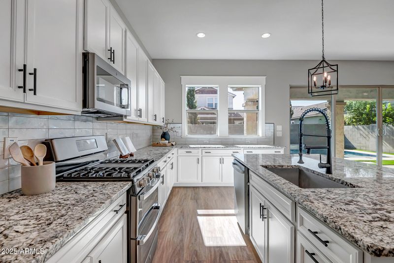 3537 E Pinto Dr, Gilbert, AZ 85296