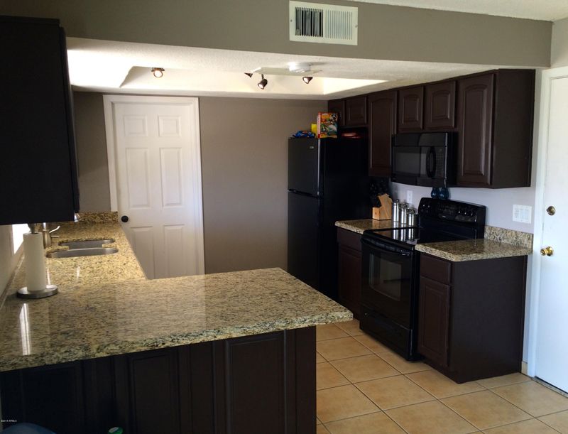 3537 E Saint John Rd, Phoenix, AZ 85032