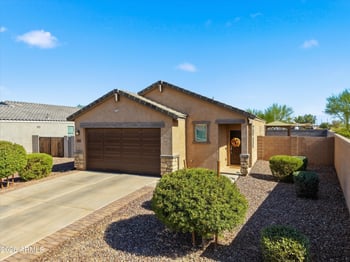 3537 Sandoval Dr, San Tan Valley, AZ 85140