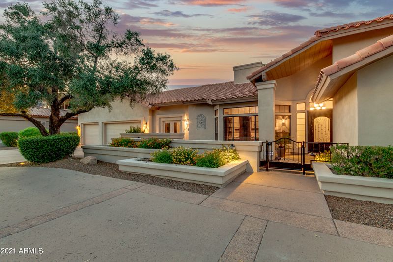 3538 E Kachina Dr, Phoenix, AZ 85044