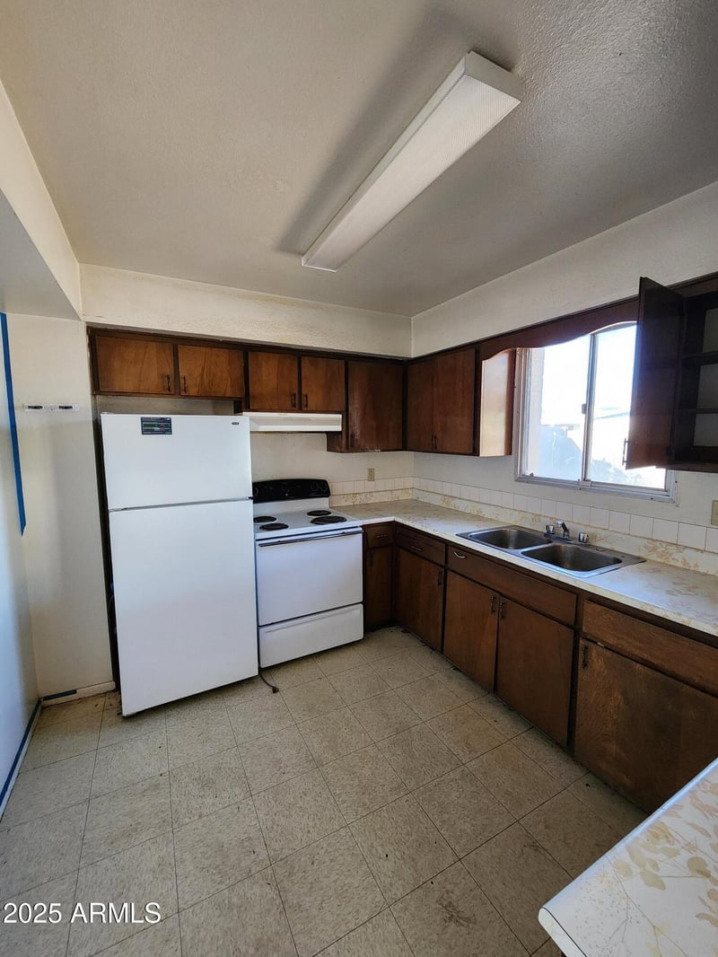 3538 Sierra St, Phoenix, AZ 85029