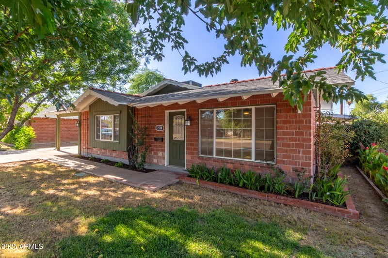 3538 Sierra Vista Dr, Phoenix, AZ 85019