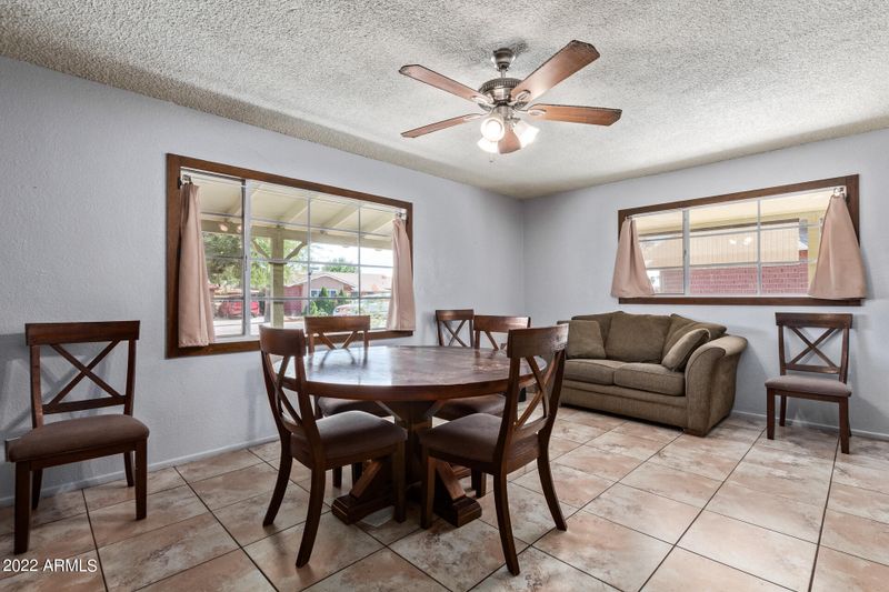 3538 W Krall St, Phoenix, AZ 85019