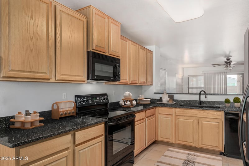 3539 Desert Moon Trl, San Tan Valley, AZ 85143
