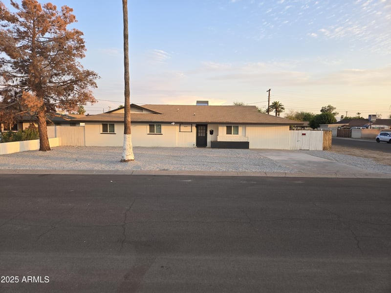 3539 Orange Dr, Phoenix, AZ 85019