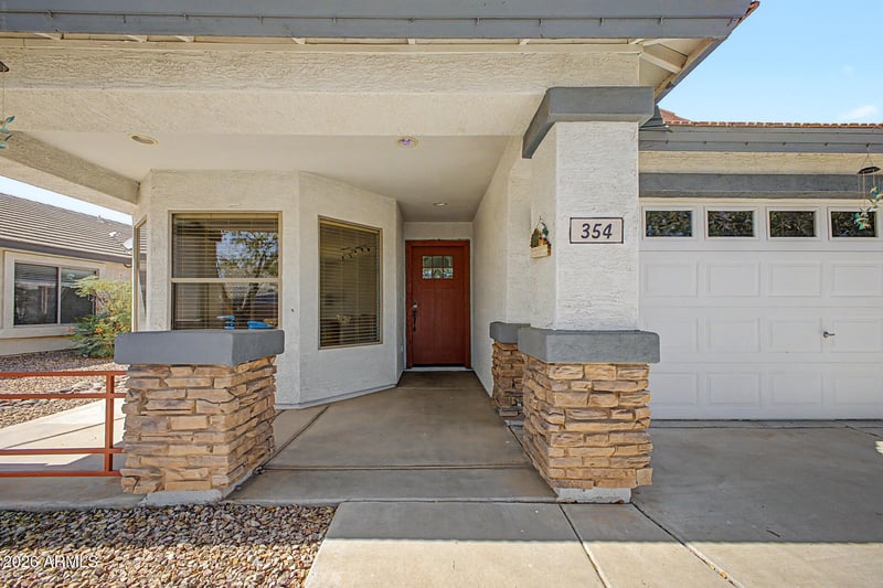 354 Dana Dr, San Tan Valley, AZ 85143