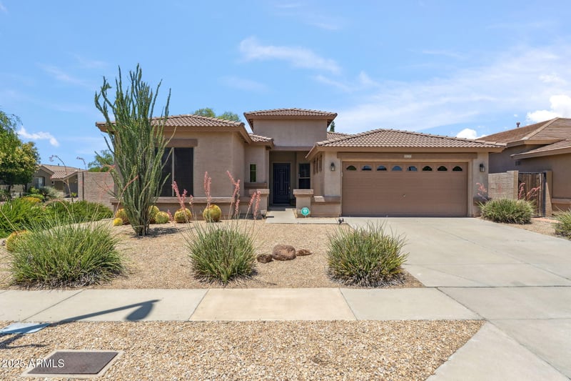 35402 32nd Dr, Phoenix, AZ 85086
