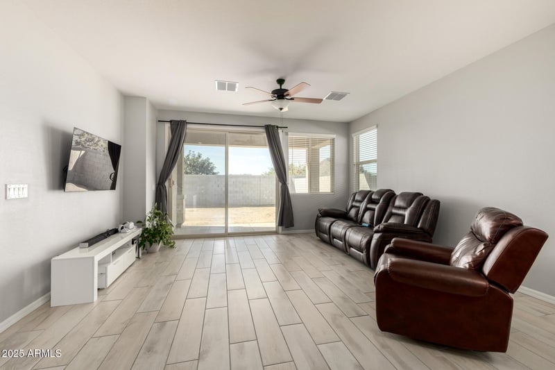 3541 Dreamy Draw Dr, San Tan Valley, AZ 85144