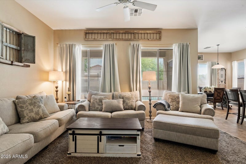 35414 32nd Dr, Phoenix, AZ 85086
