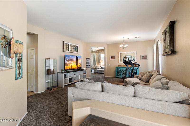 35414 32nd Dr, Phoenix, AZ 85086