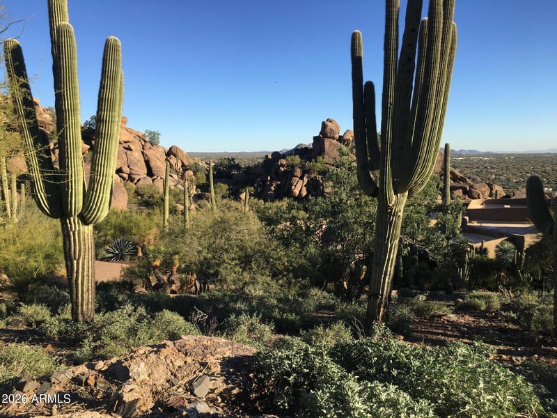 35415 Ridgeway Dr #5, Carefree, AZ 85377