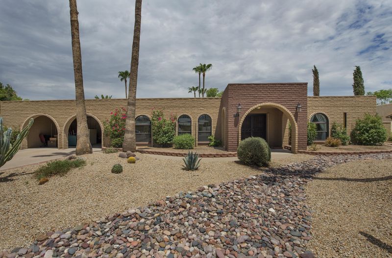 3542 E Cochise Dr, Phoenix, AZ 85028