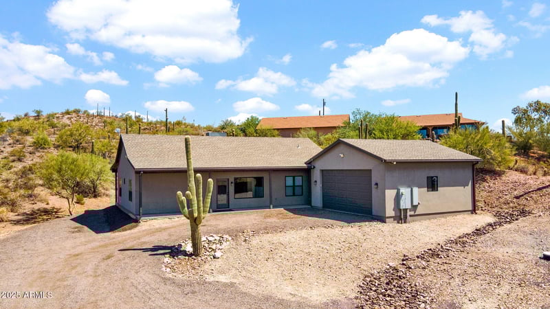 3542 New River Rd, New River, AZ 85087