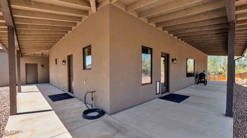 3542 New River Rd, New River, AZ 85087