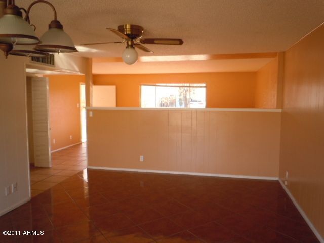3542 W Harmont Dr, Phoenix, AZ 85051