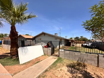 3542 Maricopa St, Phoenix, AZ 85009