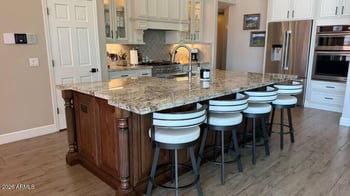 3543 Amberwood Dr, Phoenix, AZ 85048