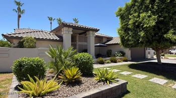 3543 Amberwood Dr, Phoenix, AZ 85048