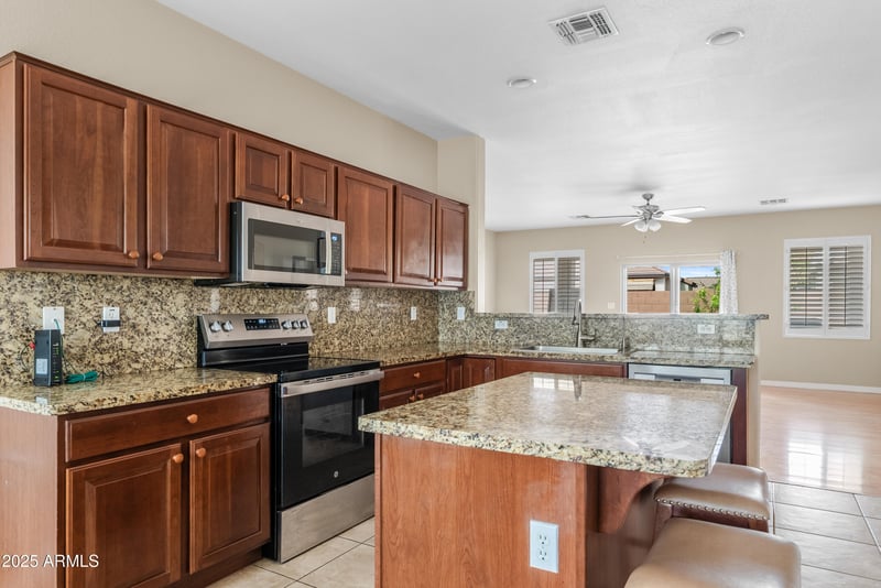 3544 County Down Dr, Chandler, AZ 85249