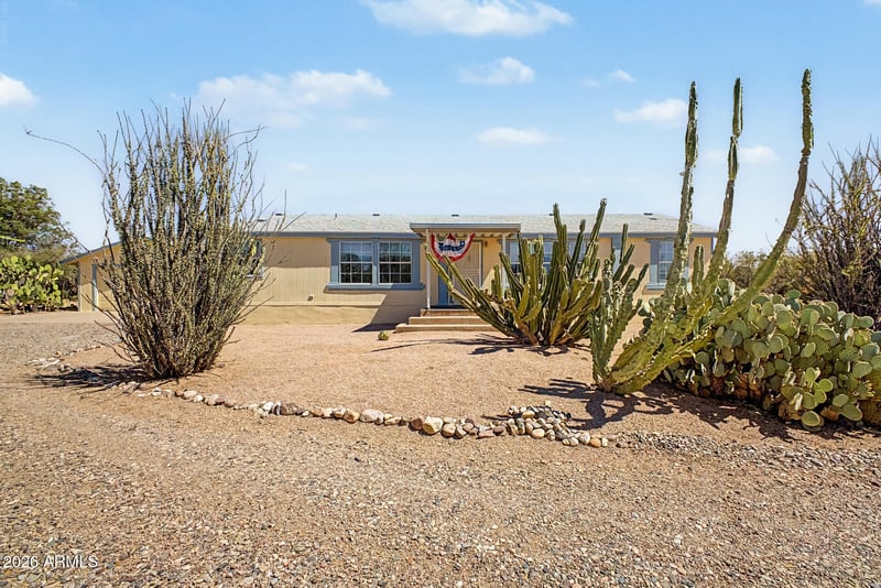 35440 Sierra Vista Dr, San Tan Valley, AZ 85140