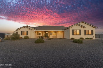 35449 N Fieldview Dr, San Tan Valley, AZ 85140