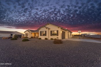 35449 N Fieldview Dr, San Tan Valley, AZ 85140
