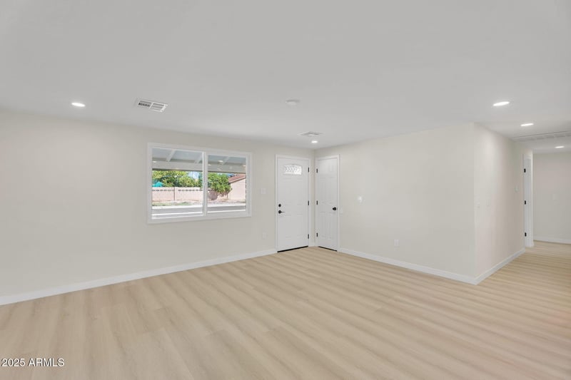3545 Friess Dr, Phoenix, AZ 85032