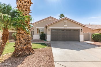 3545 Thunderheart Trl, Gilbert, AZ 85297