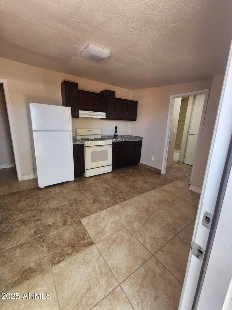 3546 W Roosevelt St, Phoenix, AZ 85009